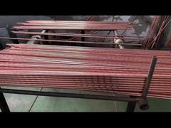 staaf van de koper de beklede aarde