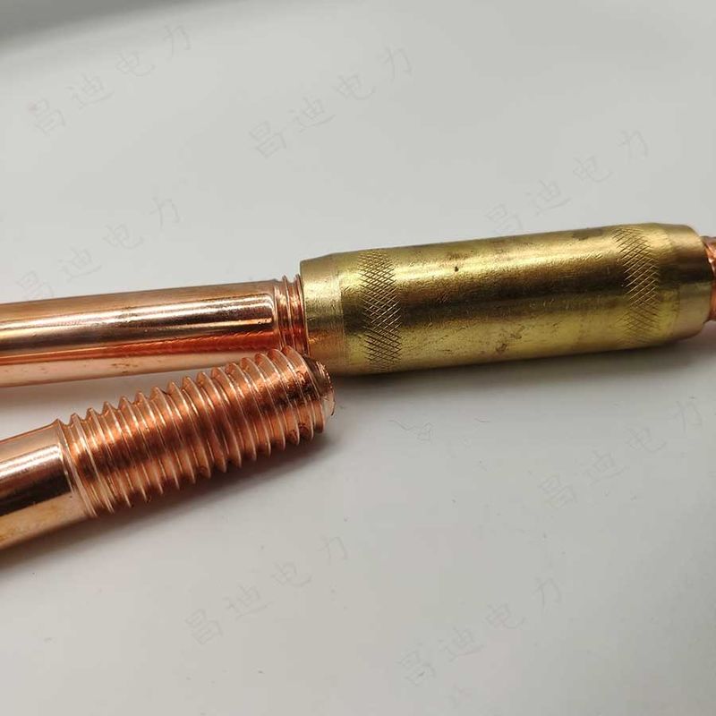 Toprağa sürüklenmiş kurulum yöntemi % 15'ten fazla uzanan 16 mm topraklama çubuğu dayanıklı elektrikli topraklama çubuğu